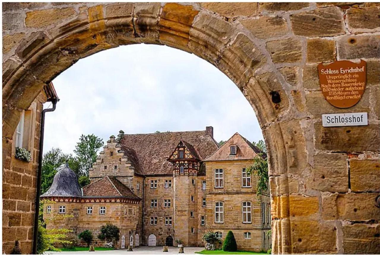 Gutsverwaltung Schloss Eyrichshof Ebern المظهر الخارجي الصورة